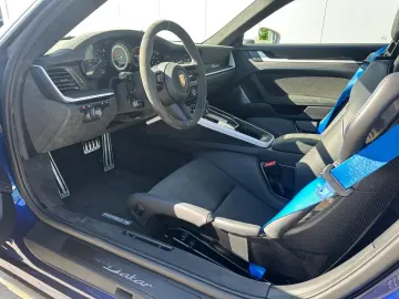 911 Dakar I #176 I LED Matrix I Burmester I Uhr