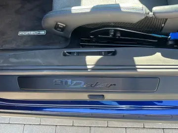 911 Dakar I #176 I LED Matrix I Burmester I Uhr