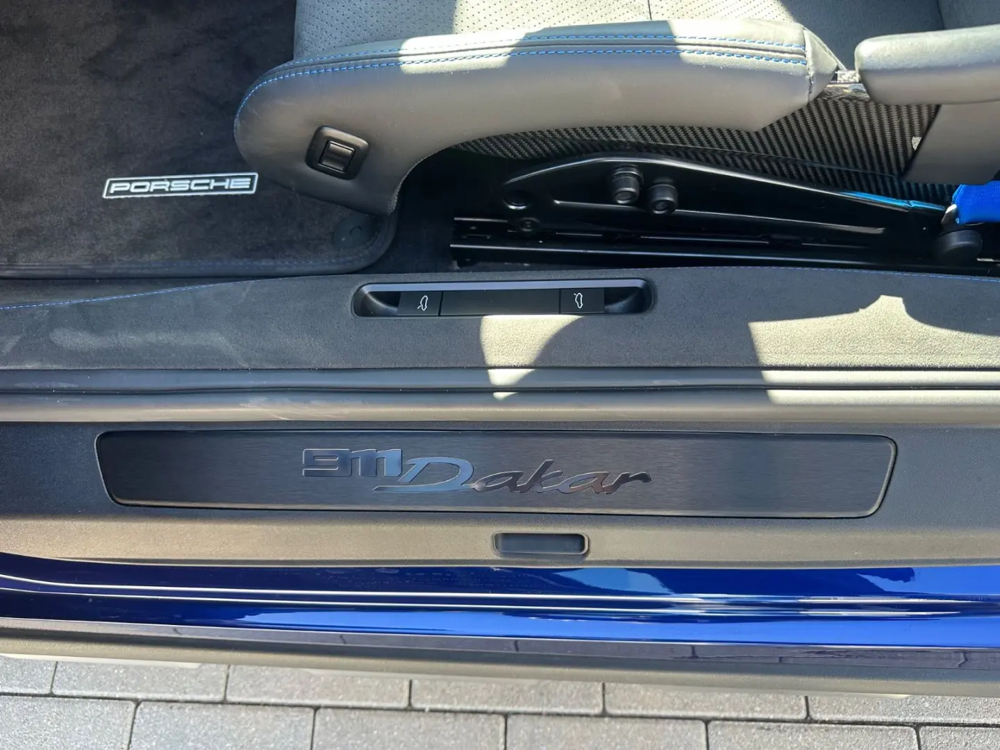 911 Dakar I #176 I LED Matrix I Burmester I Uhr