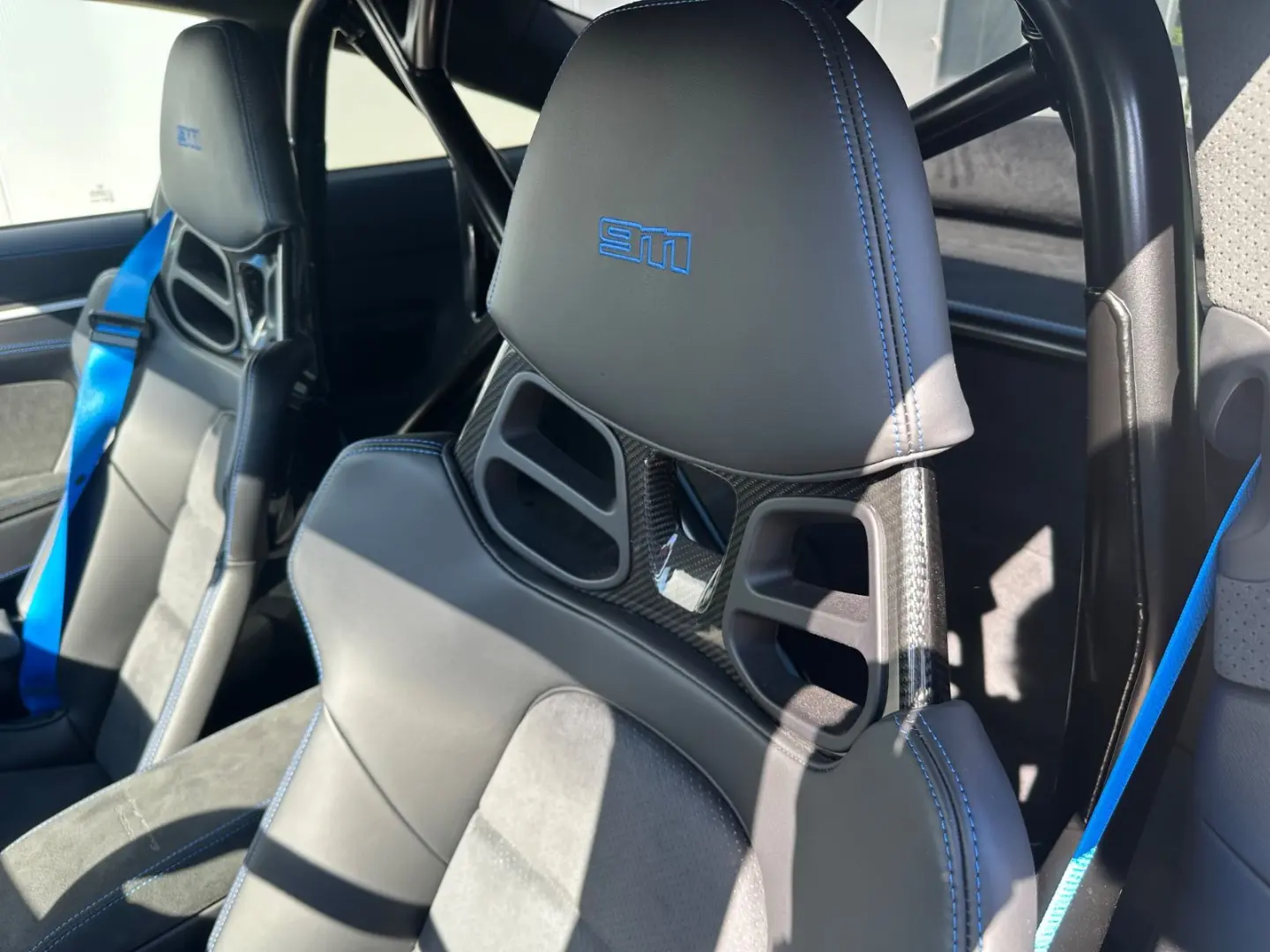 911 Dakar I #176 I LED Matrix I Burmester I Uhr