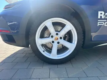 911 Dakar I #176 I LED Matrix I Burmester I Uhr