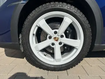 911 Dakar I #176 I LED Matrix I Burmester I Uhr