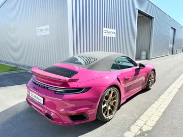 911 992 Turbo S Cabrio SportDesign Burmester