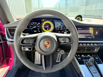 911 992 Turbo S Cabrio SportDesign Burmester