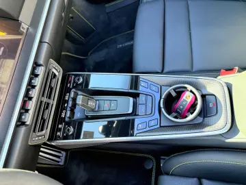 911 992 Turbo S Cabrio SportDesign Burmester