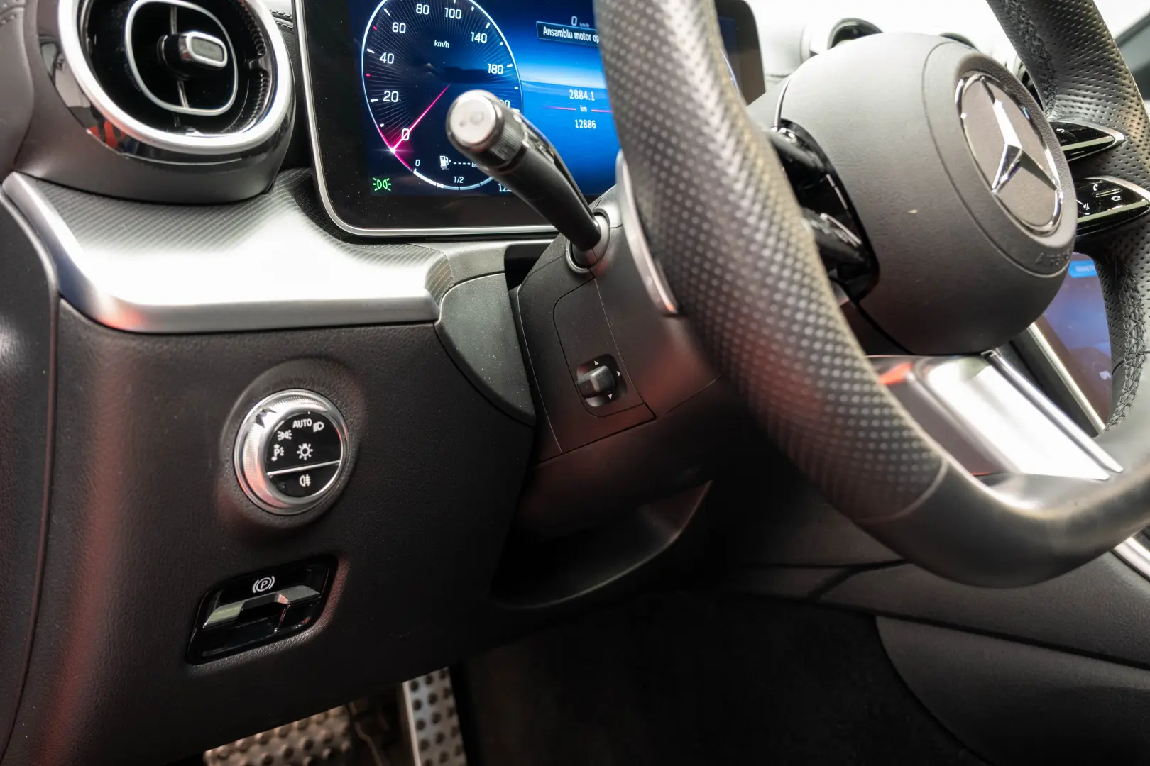 Mercedes-Benz C300e - AMG Line - Burmester - Panoramic