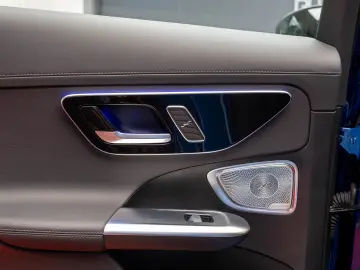 Mercedes-Benz C300e - AMG Line - Burmester - Panoramic
