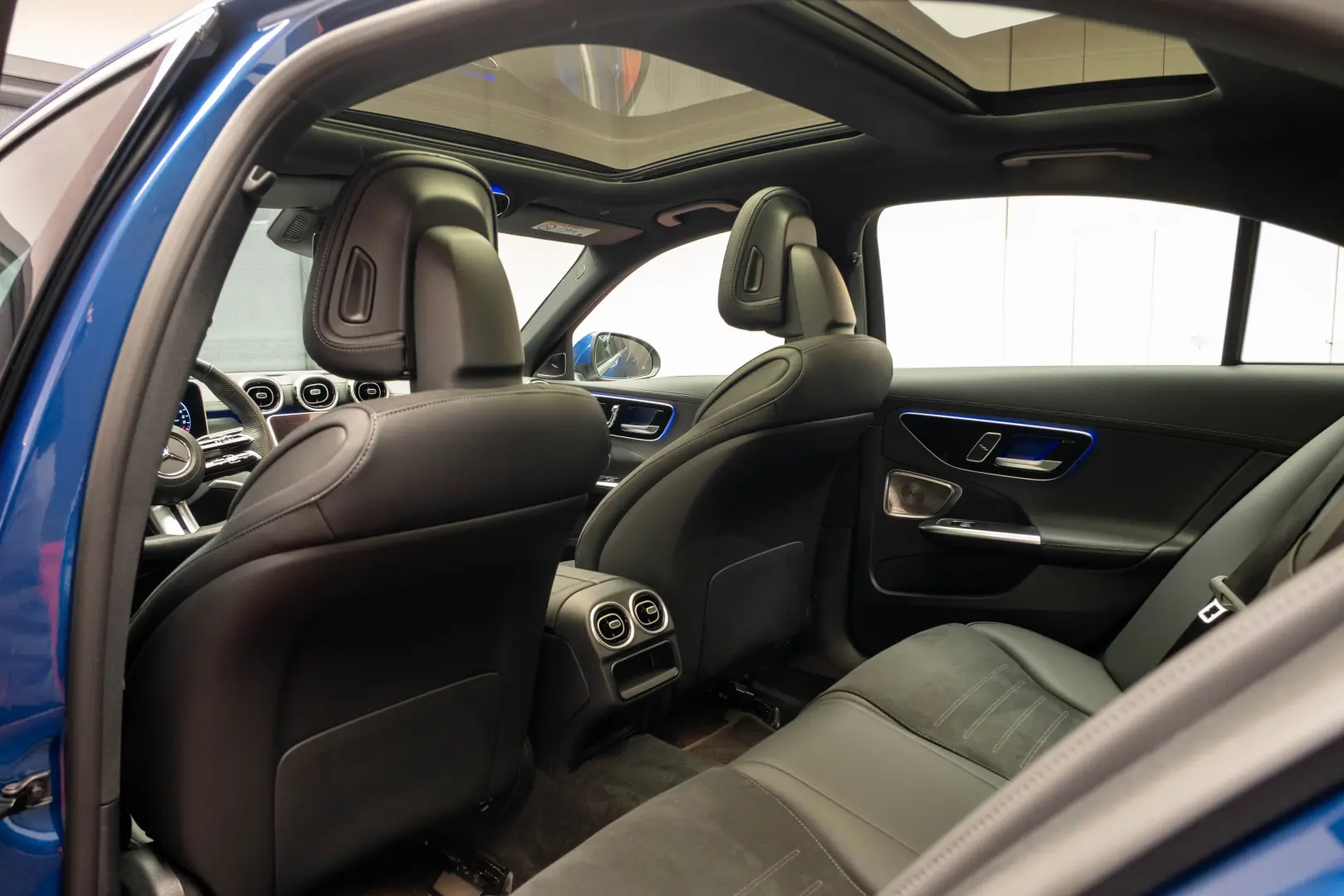 Mercedes-Benz C300e - AMG Line - Burmester - Panoramic