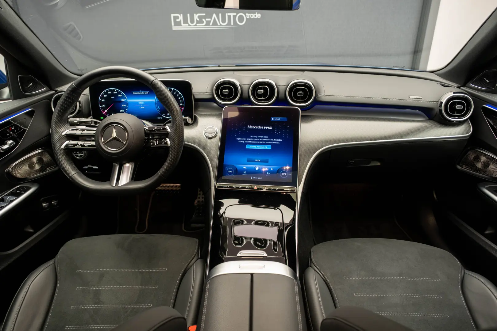 Mercedes-Benz C300e - AMG Line - Burmester - Panoramic