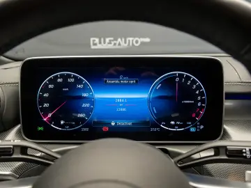 Mercedes-Benz C300e - AMG Line - Burmester - Panoramic