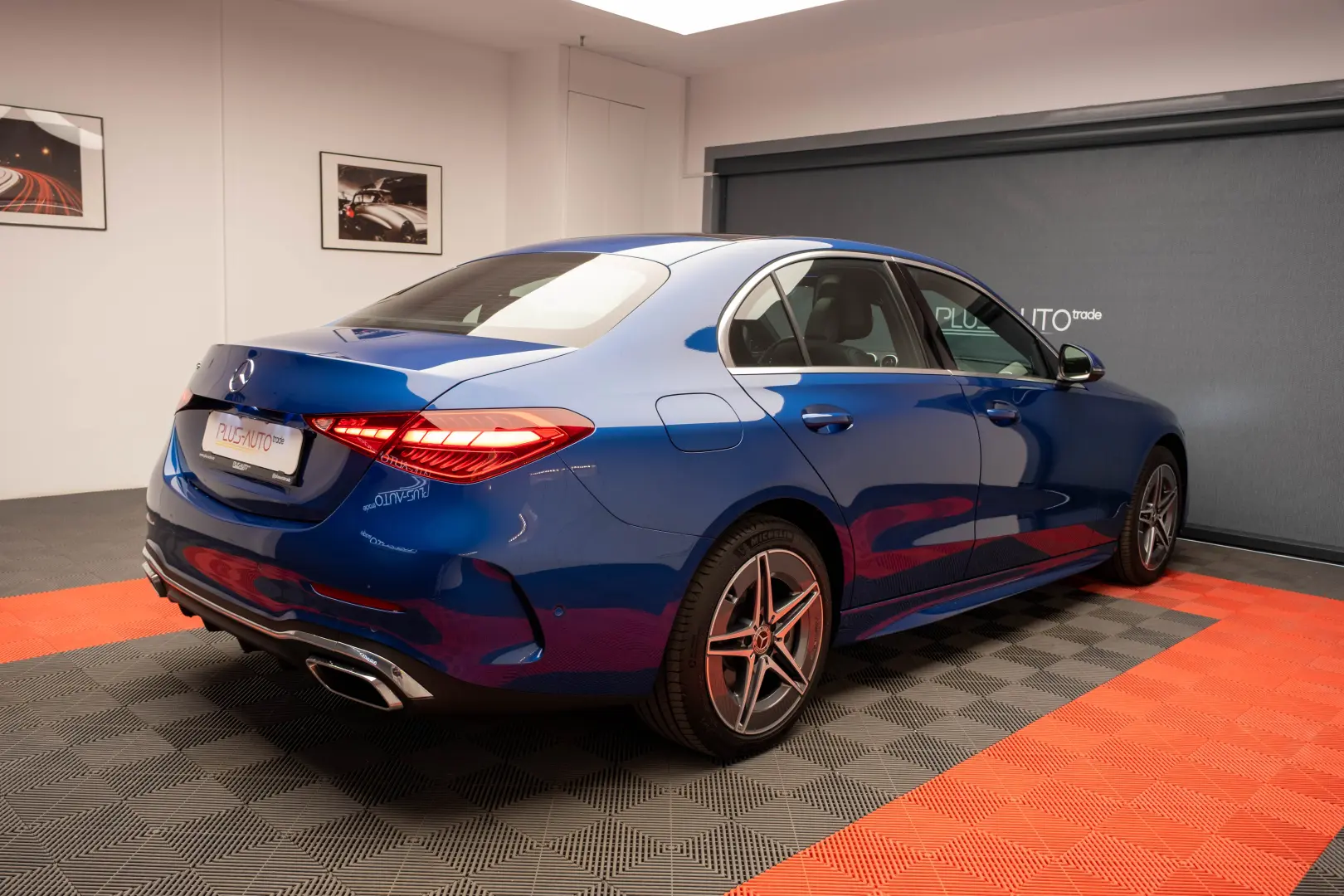 Mercedes-Benz C300e - AMG Line - Burmester - Panoramic
