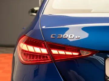 Mercedes-Benz C300e - AMG Line - Burmester - Panoramic