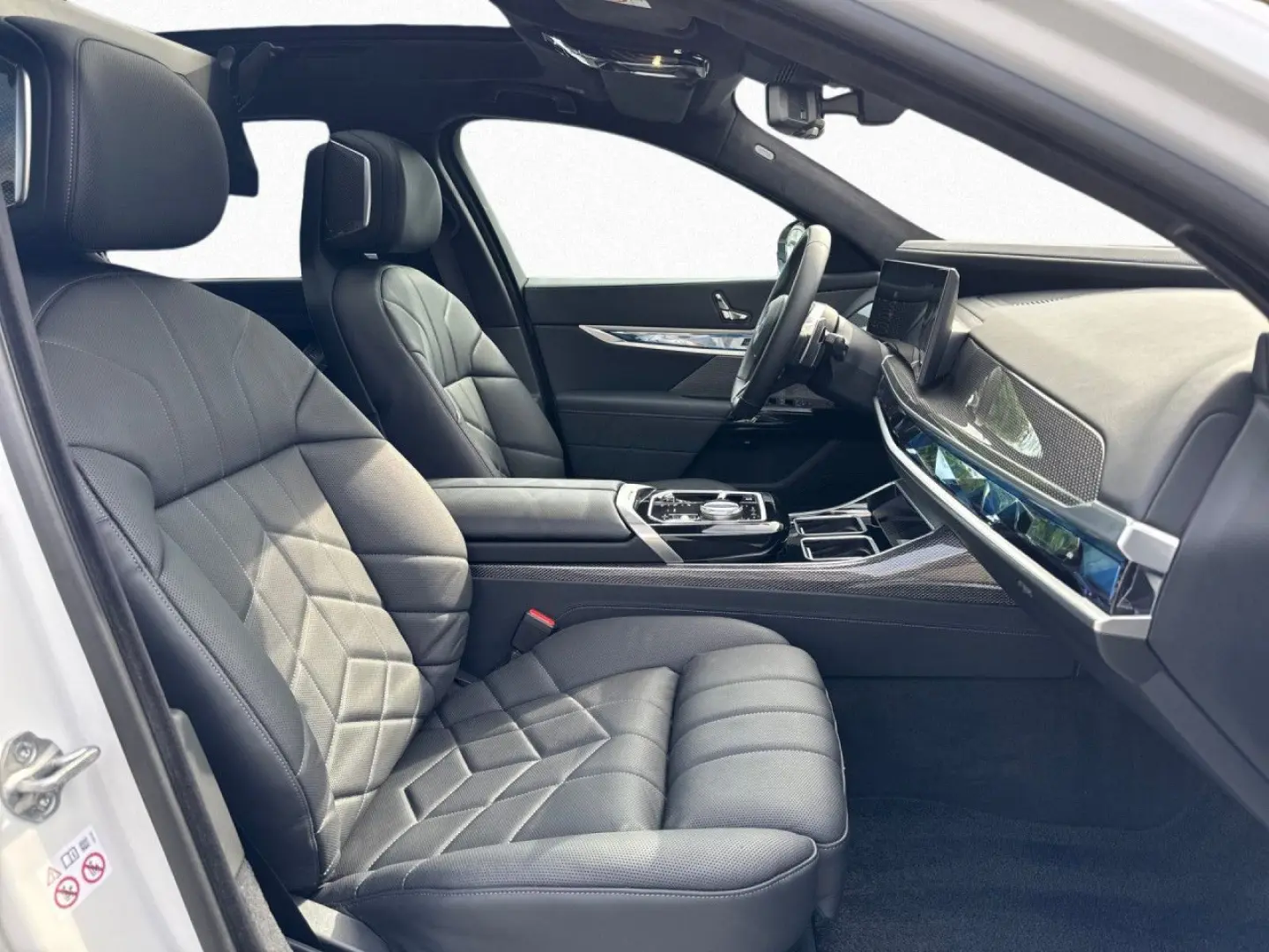 740d xdr. M-Sport DAPro B&W PAPro PANO KomZu 20