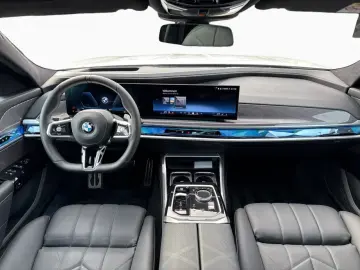 740d xdr. M-Sport DAPro B&W PAPro PANO KomZu 20