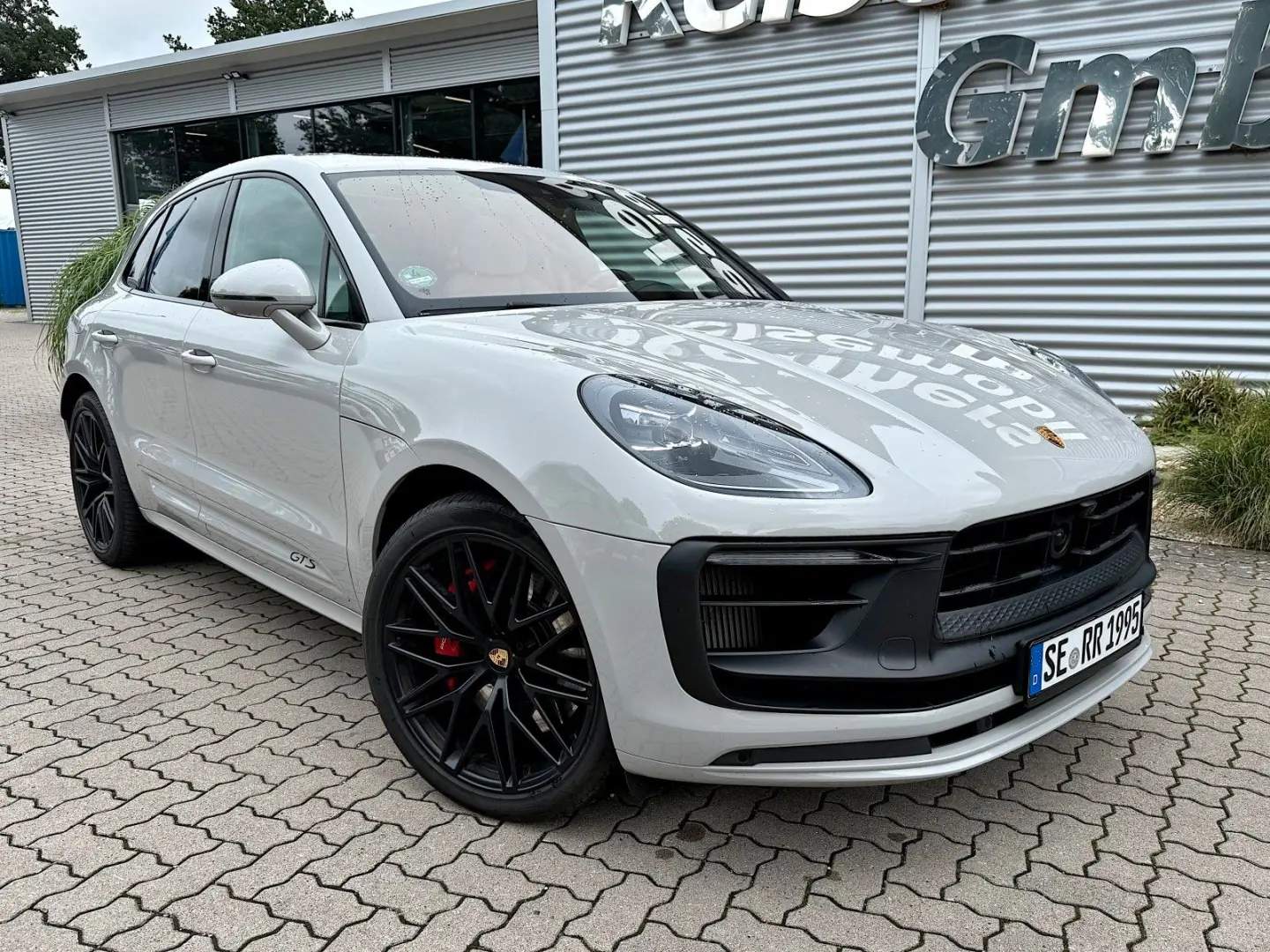 Macan GTS