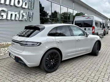 Macan GTS