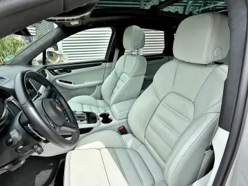 Macan GTS