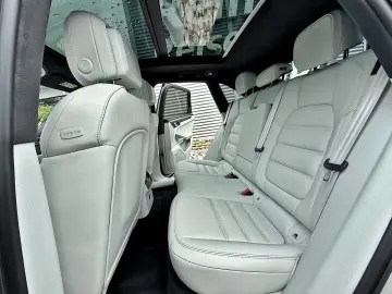 Macan GTS