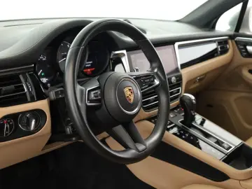 Macan T PDLS+ Pano ACC Key 360 Sportabgas 21 AHK