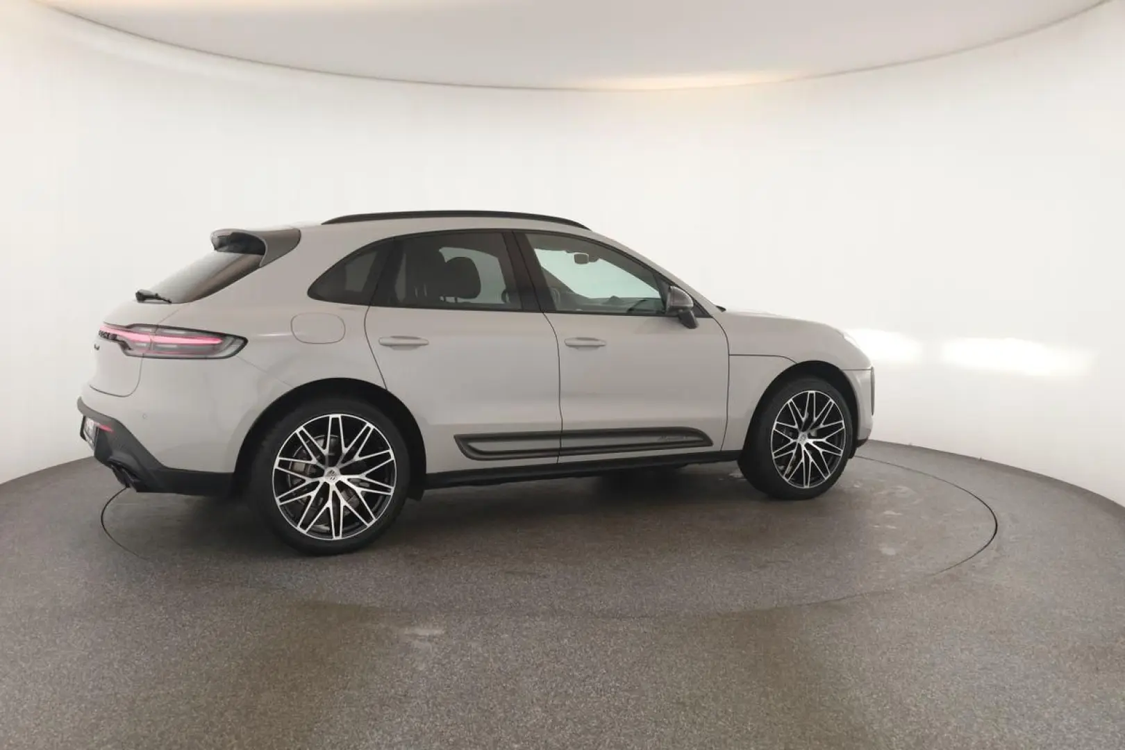Macan T PDLS+ Pano ACC Key 360 Sportabgas 21 AHK