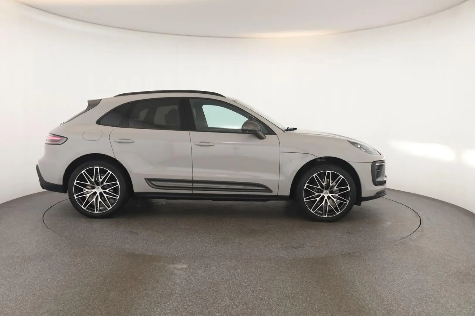Macan T PDLS+ Pano ACC Key 360 Sportabgas 21 AHK