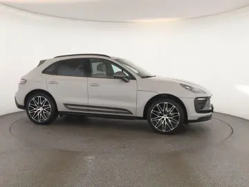 Macan T PDLS+ Pano ACC Key 360 Sportabgas 21 AHK