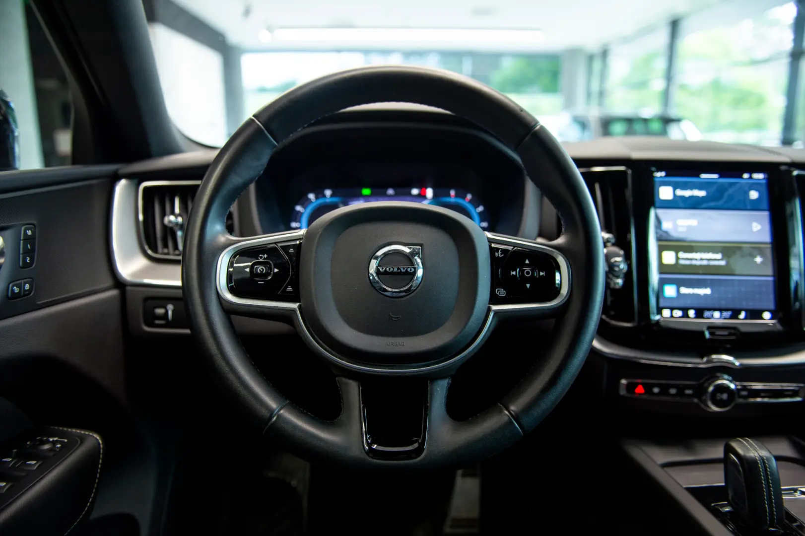 Volvo XC60 2.0 B4D R-Design Mild Hybrid 2WD Geartronic
