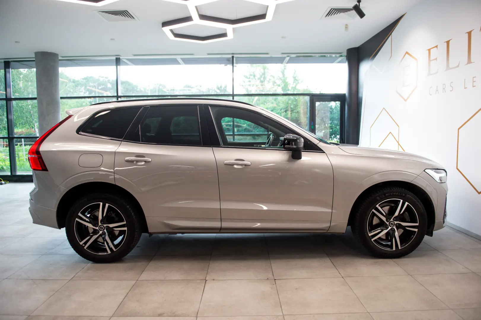 Volvo XC60 2.0 B4D R-Design Mild Hybrid 2WD Geartronic