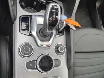 Giulia 2.0 Turbo16V Q4 Veloce +PANO+HARMAN&KARDO