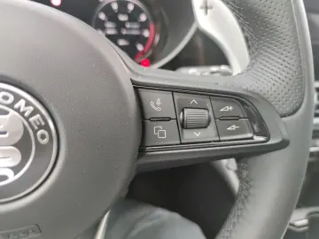 Giulia 2.0 Turbo16V Q4 Veloce +PANO+HARMAN&KARDO