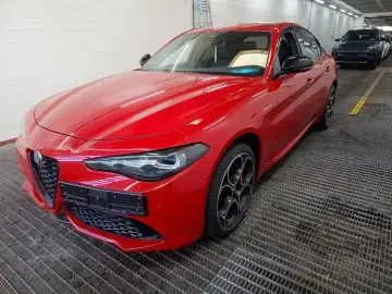 Giulia 2,0 Turbo 16V Veloce Q4 NAVI ACC SOUND UV