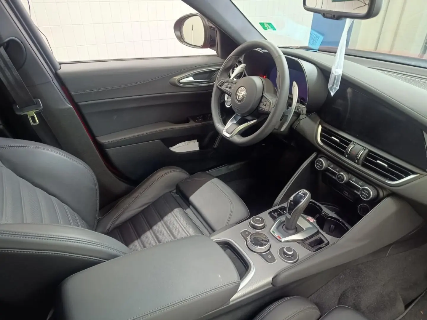 Giulia 2,0 Turbo 16V Veloce Q4 NAVI ACC SOUND UV