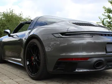 992 Targa 4 GTS | Sport-Design | Vierradlenkung