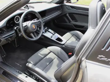 992 Targa 4 GTS | Sport-Design | Vierradlenkung