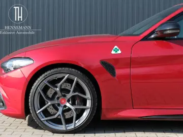 Giulia Quadrifoglio*ACC*Carbon*PogeaRacing*589PS