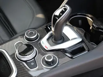Giulia Quadrifoglio*ACC*Carbon*PogeaRacing*589PS