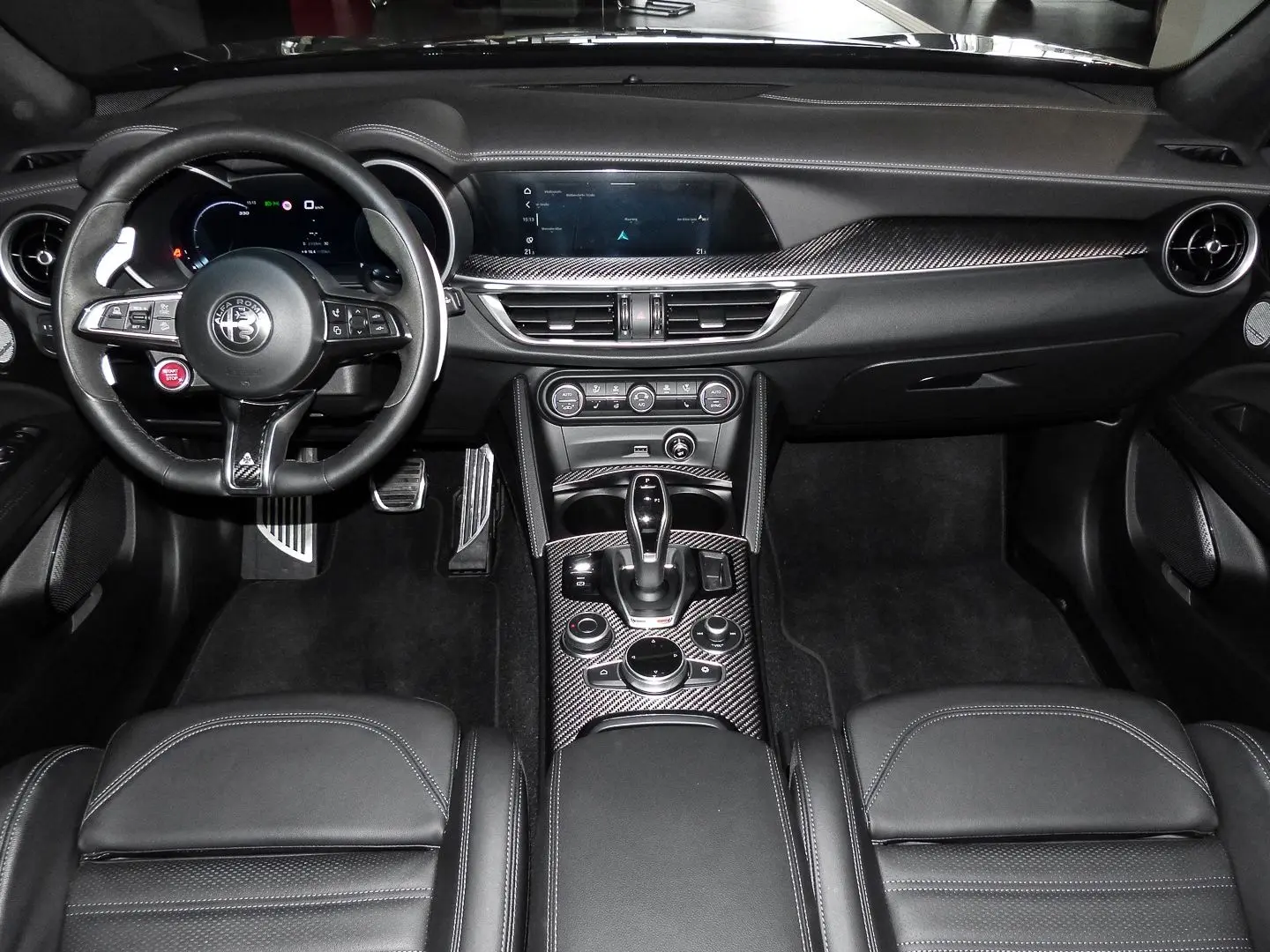 Stelvio Quadrifoglio Q4 Navi Leder Digitales Coc