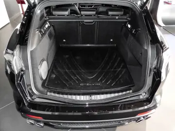 Stelvio Quadrifoglio Q4 Navi Leder Digitales Coc