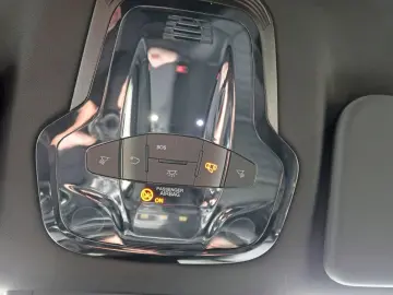 Stelvio Quadrifoglio Q4 elektr. Sitzverst+Memory