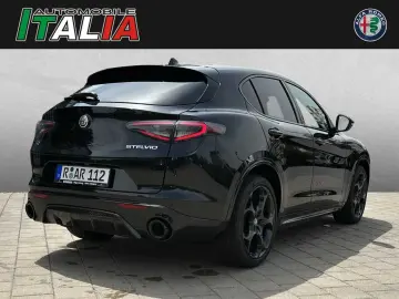 Stelvio Competizione MY23 2.0 Turbo 16V AT8-Q4