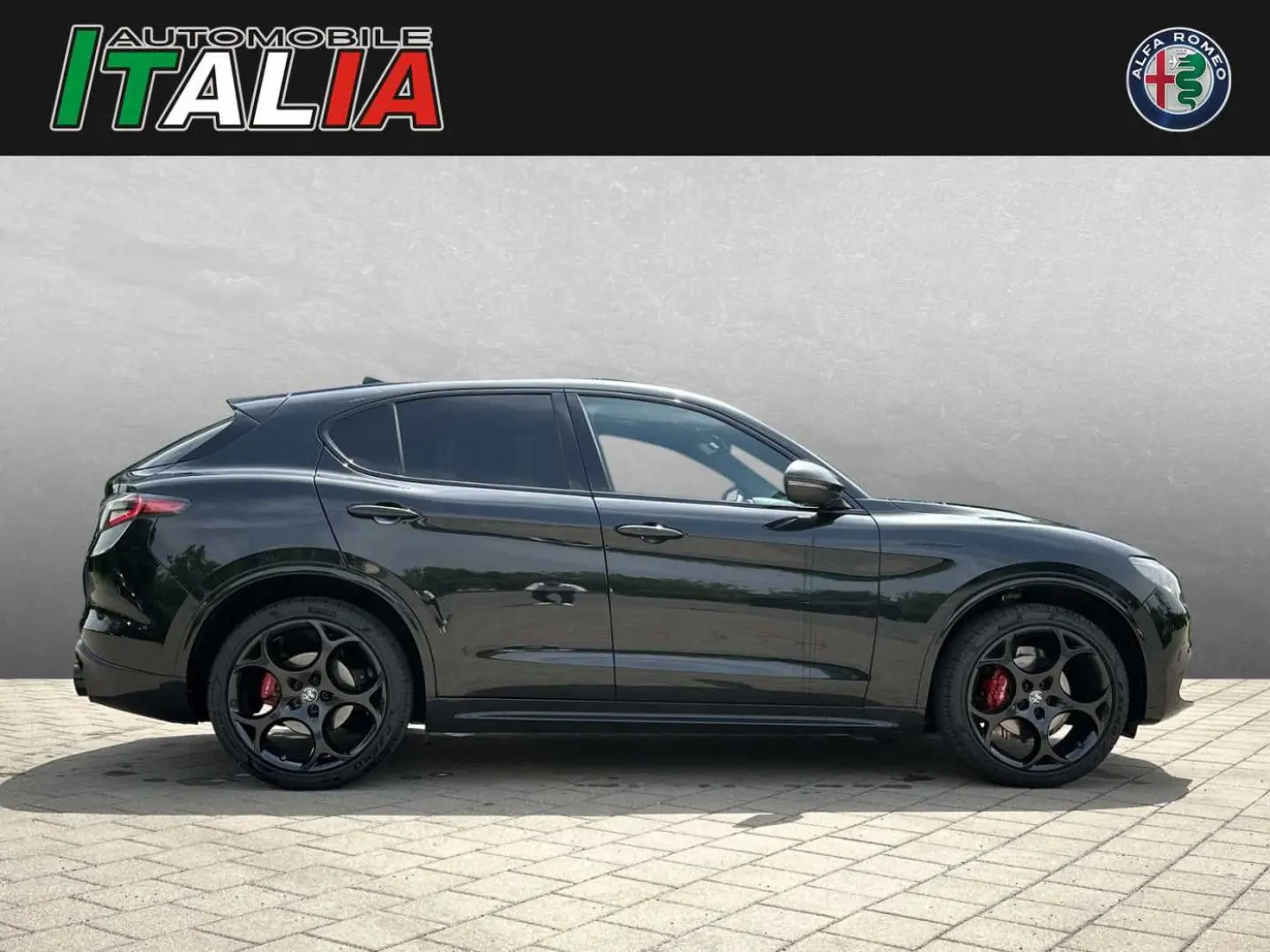 Stelvio Competizione MY23 2.0 Turbo 16V AT8-Q4