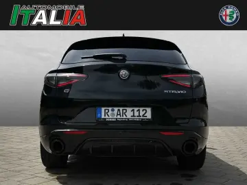 Stelvio Competizione MY23 2.0 Turbo 16V AT8-Q4