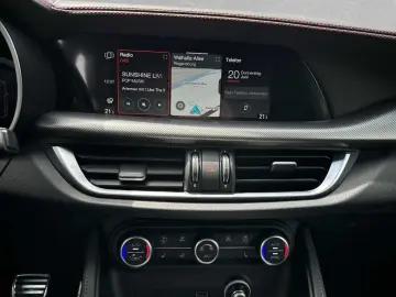 Stelvio Competizione MY23 2.0 Turbo 16V AT8-Q4