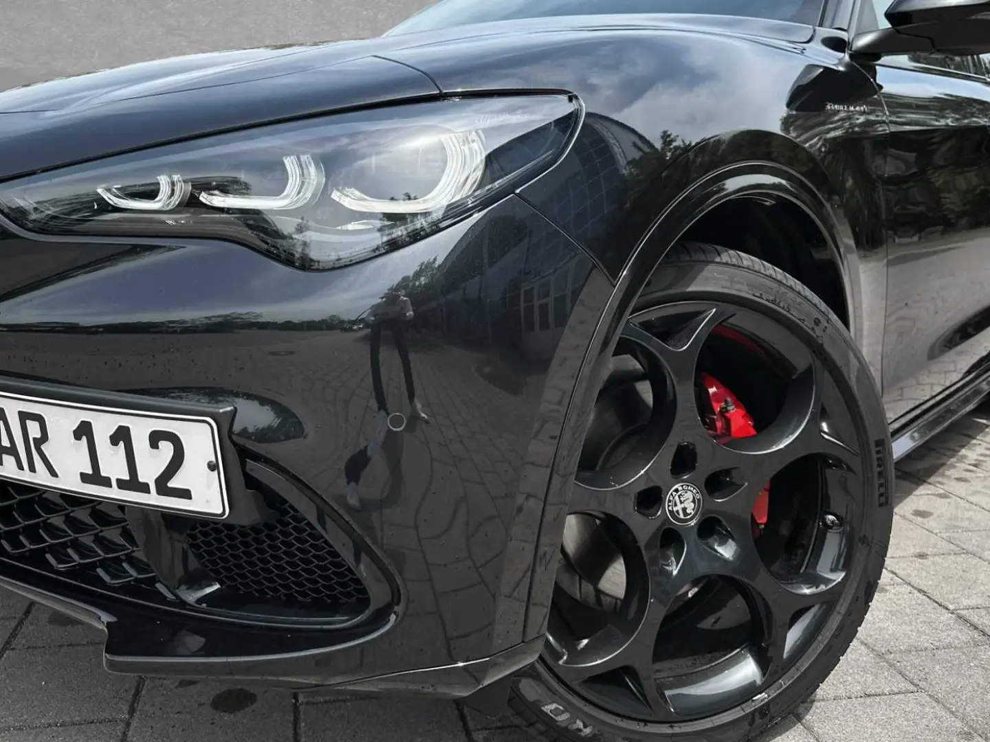 Stelvio Competizione MY23 2.0 Turbo 16V AT8-Q4