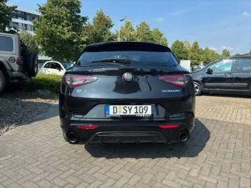 Stelvio 2.0 Turbo 16V Veloce Q4 Assistenz Keyles