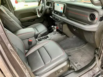 Wrangler Rubicon 4x4 2.0 T-GDI AT/Allw/LED/Navi/