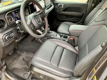 Wrangler Rubicon 4x4 2.0 T-GDI AT/Allw/LED/Navi/