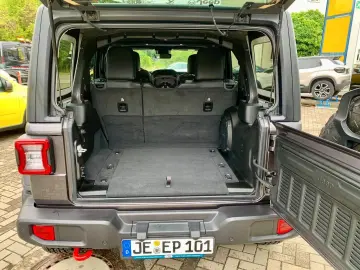 Wrangler Rubicon 4x4 2.0 T-GDI AT/Allw/LED/Navi/