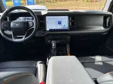 Bronco 2.7l EcoBoost V6 Badlands e-4WD #360-Grad