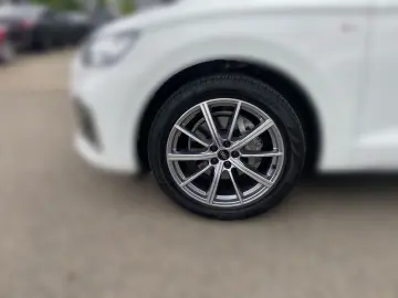 Q5 quattro S line Panodach AHK Navi LED Leder